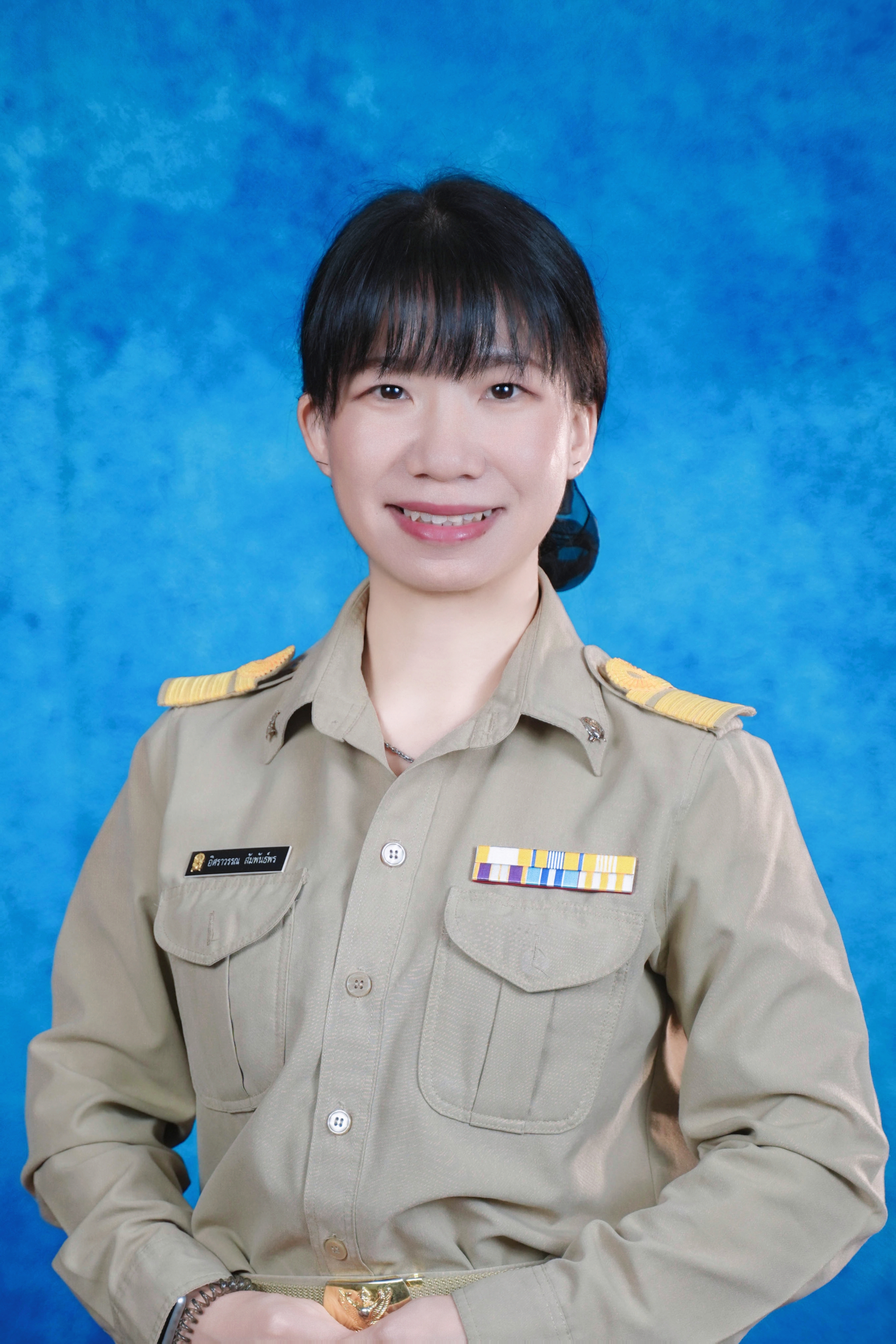 นางสาวอิศราวรรณ สัมพันธ์พร