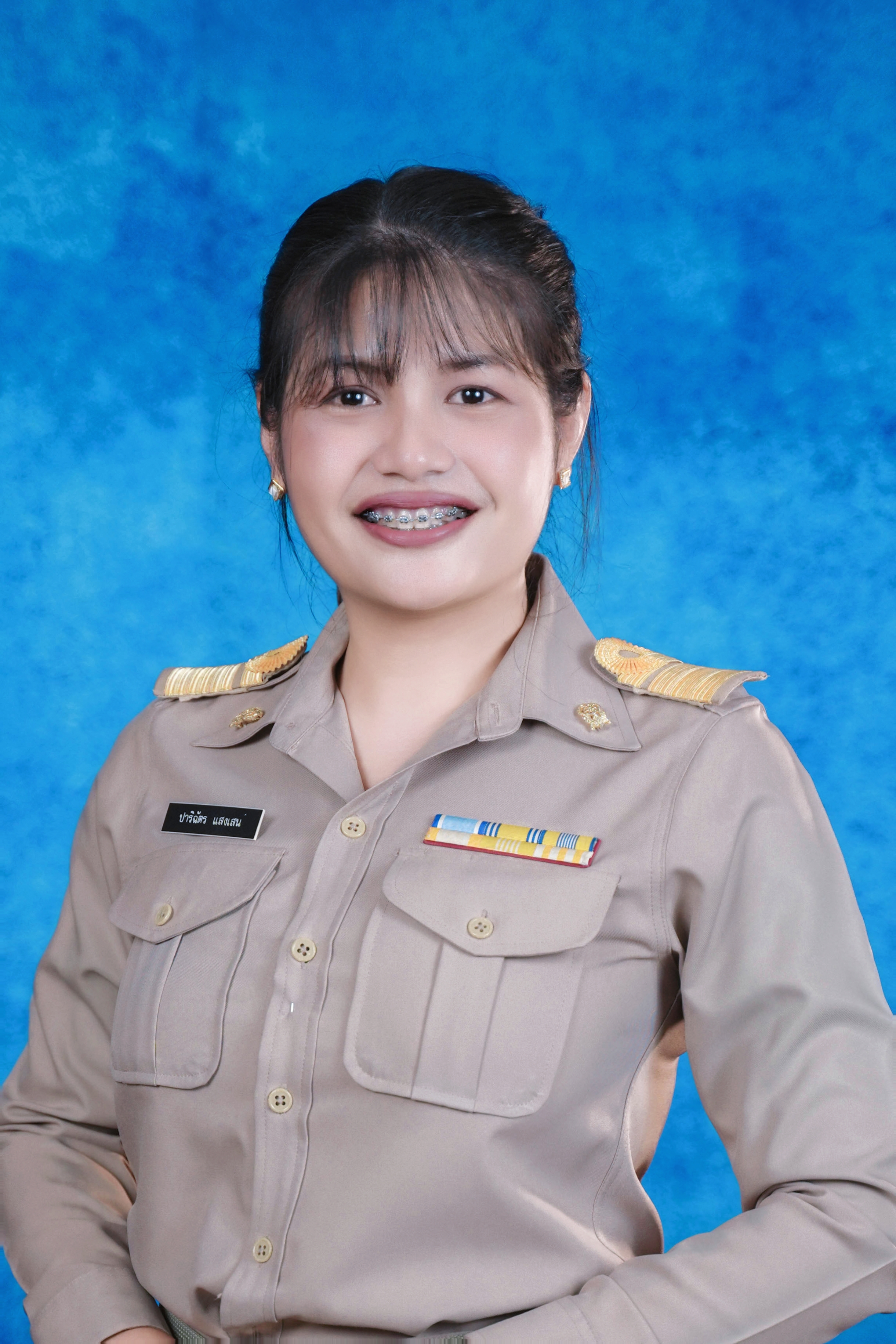 นางสาวปาริฉัตร แสงเสน